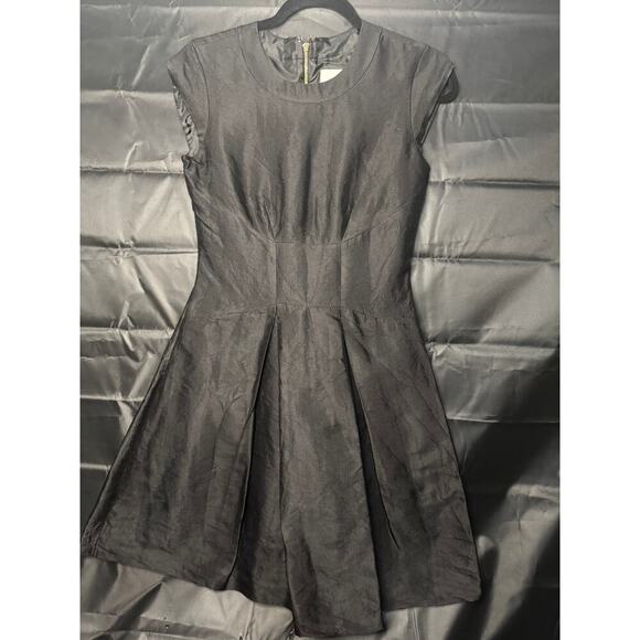 Kate Spade New York Black Fit & Flare Dress Cap Sleeve Round Neck A-Line Size 0 - Picture 1 of 7